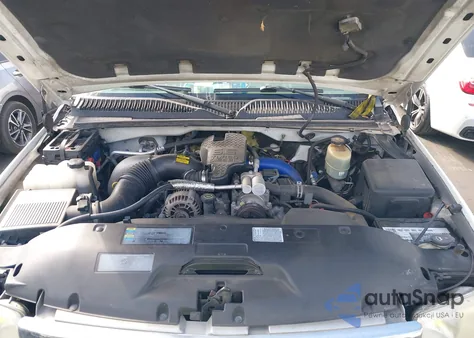 2002 GMC Sierra 2500Hd Sle z USA, uszkodzony, nr VIN 1GTHC29162E133711